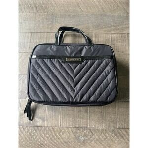 Victoria's Secret Black‎ Jetsetter Hanging Cosmetic Case